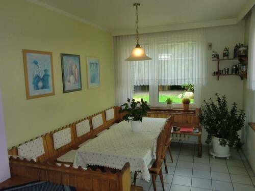 Der Essbereich - 4 Zimmer Doppelhaushälfte in Dresden