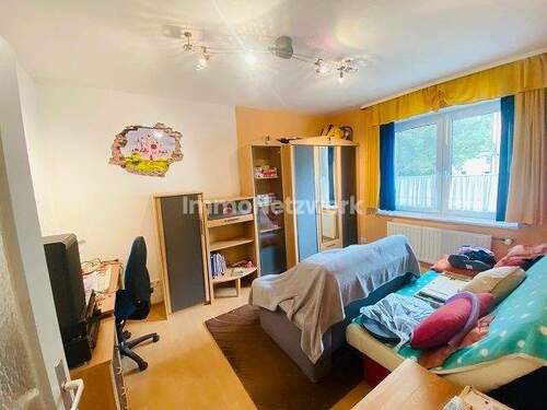 Zimmer OG Büro oder Kinderzimmer - 