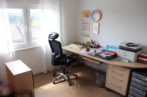 EG - Office - 