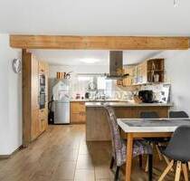 Großzügige 3-Zimmer-Wohnung mit zwei Balkonen und Kamin - Weißenhorn Attenhofen