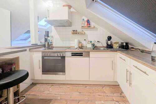 Küche - Für Tatkräftige: Vermietete, gestaltbare Whg. in Citylage