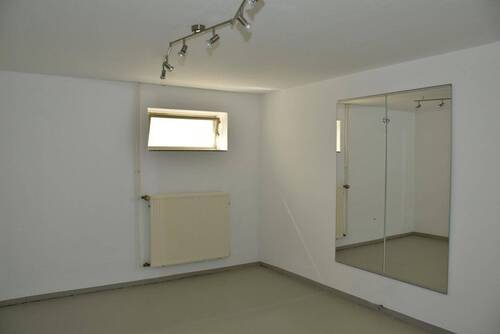 mittlerer Kellerraum - 