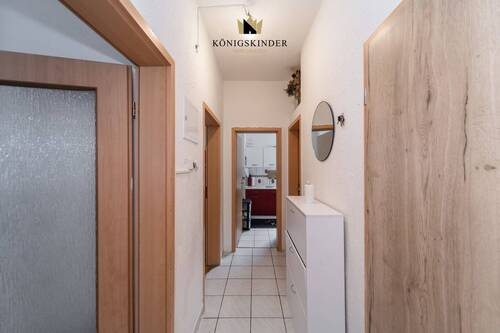 Wohnung 1 - 1 Zimmer Mehrfamilienhaus, Wohnhaus in Lichtenstein