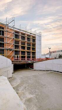 Tiefgarageneinfahrt - 