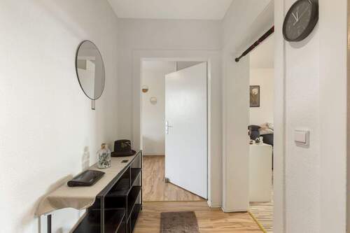 Flur - 2 Zimmer Etagenwohnung in Essen