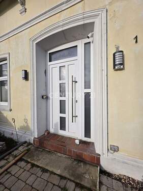 Haustür - Einfamilienhaus mit 172,50 m&sup2; in Wangerland zum Kaufen