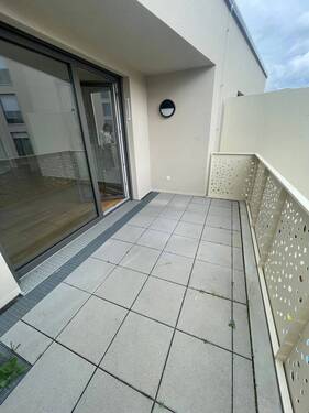 Balkon.jpeg - Etagenwohnung mit 77,80 m&sup2; in Stein zur Miete