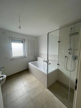 Badezimmer.jpeg - 