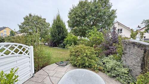 Terrasse - 6 Zimmer Doppelhaushälfte zum Kaufen in Gäufelden