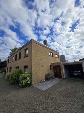 Ansicht von Norden - 4 Zimmer Doppelhaushälfte in Oldenburg