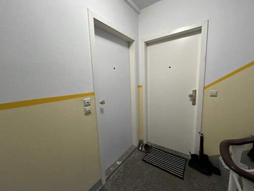 Die Wohnungstür - 