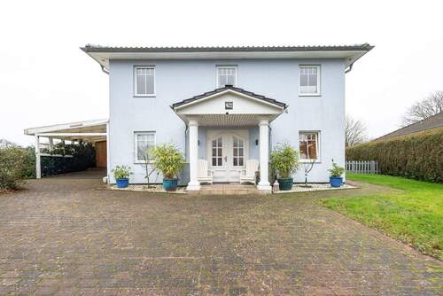 Eingangsbereich.jpg - Stilvoll. Groß. Ruhig. – Ihr Toskanahaus zum Ankommen