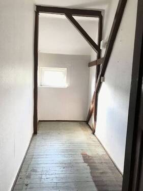 Dachkammer mit Strom - 