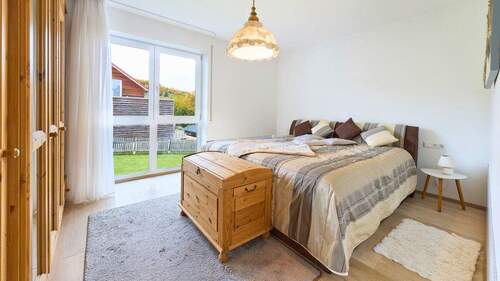 Schlafzimmer - 6 Zimmer Einfamilienhaus in Gomadingen