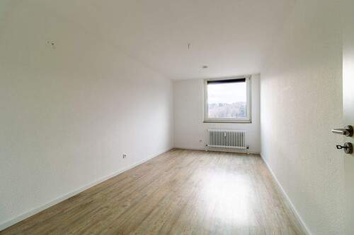 Schlafzimmer 1 - 3 Zimmer Etagenwohnung in Bayreuth / Meyernberg