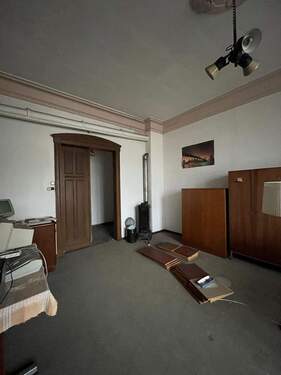 Zimmer - Mehrfamilienhaus, Wohnhaus mit 1,25 m&sup2; in Gera zum Kaufen