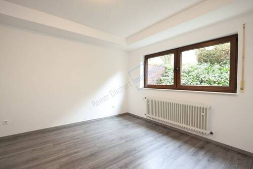 SCHLAFZIMMER - Etagenwohnung mit 65,60 m&sup2; in Pfungstadt zur Miete