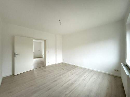 Blick ins Wohnzimmer bzw. Küchenbereich - 