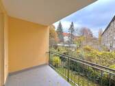 Balkon mit Blick ins Grüne - Modern & Barrierefrei: 2-Zimmer-Balkonwohnung im Komponistenviertel