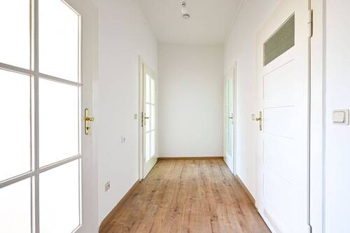 Flur - Helle 2-Zimmer-Wohnung mit Balkon in Altchemnitz, Chemnitz - Ruhige Lage & viel Komfort