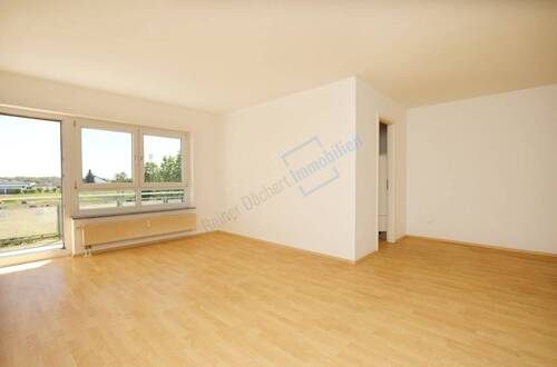 WOHN- / ESSBEREICH - 2 Zimmer Etagenwohnung in Griesheim
