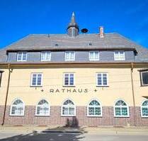 Altes Rathaus mit Potenzial für Ihr Gewerbe - Lichtenstein Heinrichsort