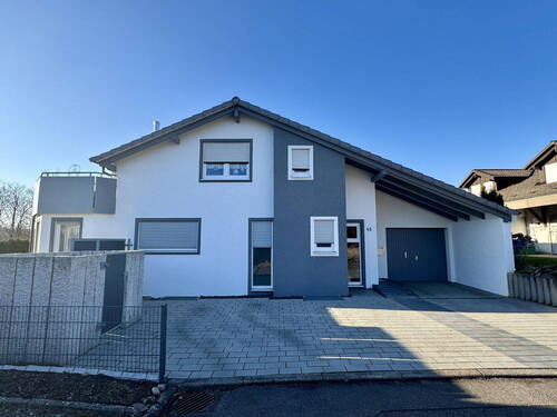 Eingang - Einfamilienhaus mit ELW in Weilheim an der Teck - Provisionsfrei