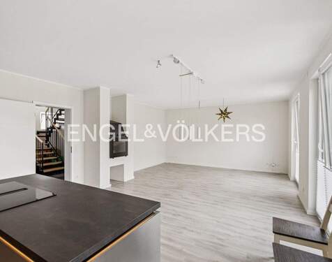 Wohnzimmer mit Kamin - 