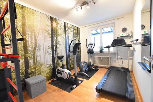 Sportzimmer mit Großgeräten - 