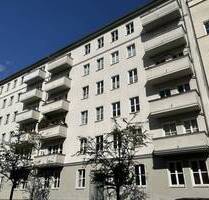 Ziehen Sie noch heute ein! Gut geschnittene 2-Zimmer-Wohnung mit Balkon in Friedrichshain! - Berlin