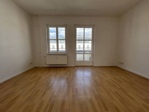 Wohnzimmer - 2 Zimmer Etagenwohnung in Berlin