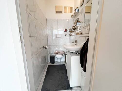 WC - 
