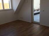 Wohnbereich - Etagenwohnung mit 100,90 m² in Erlangen zur Miete