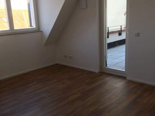 Wohnbereich - Etagenwohnung mit 100,90 m² in Erlangen zur Miete