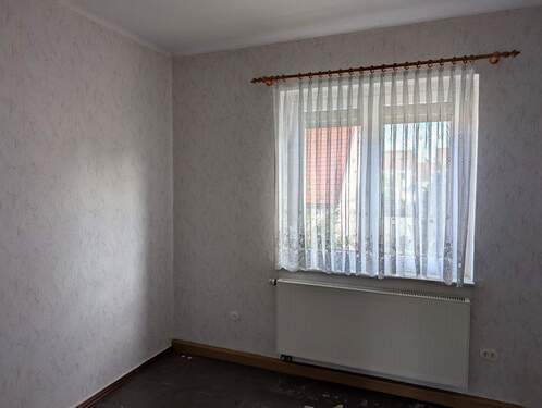 Kleines Kinderzimmer oben - 