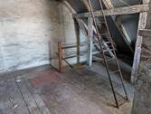 Dachboden über Treppe erreichbar - 