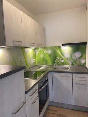 Kochnische - Hübsche 1-Zi. DG-Wohnung in Geldersheim