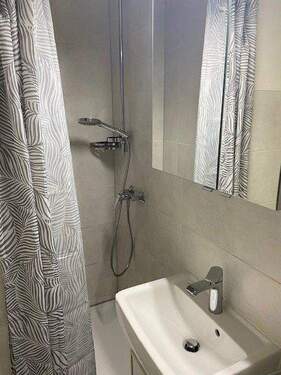 Badezimmer - Etagenwohnung mit 27,00 m&sup2; in Geldersheim zur Miete