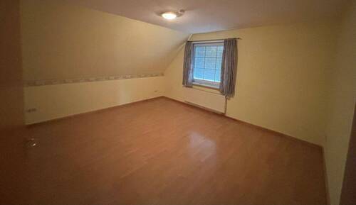 Zimmer 3 - 