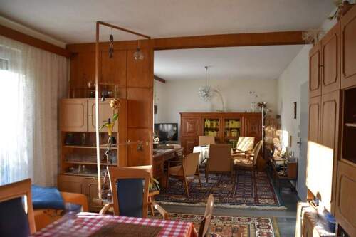 Wohnzimmer mit angrenzendem Esszimmer - 