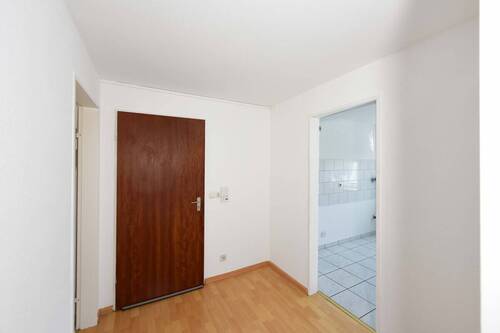 Eingangsbereich - 4 Zimmer Etagenwohnung zum Kaufen in Wehr