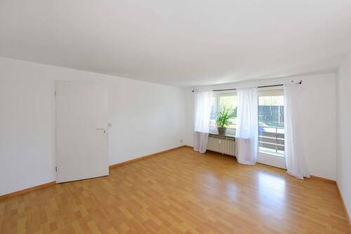Wohnzimmer - 4 Zimmer Etagenwohnung in Wehr