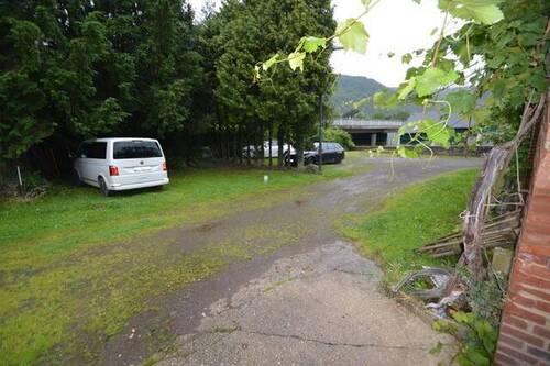 Parkfläche - Hotel, Pension, Gasthof in Enkirch zum Kaufen