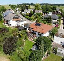 Einfamilienhaus in ruhiger Lage mit Einliegerwohnung und Panorama-Garten! - Dietingen