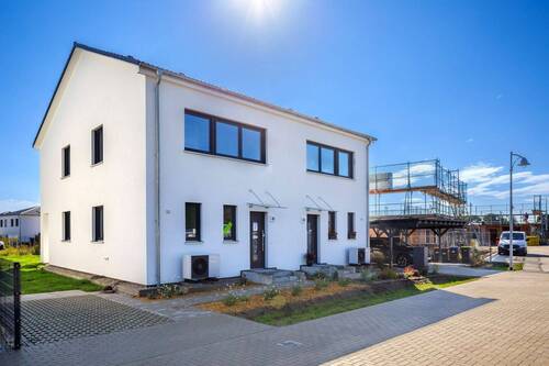 Beispiel_Vorderansicht - Doppelhaushälfte mit 119,50 m² in Beelitz zum Kaufen