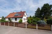Straßenansicht - 