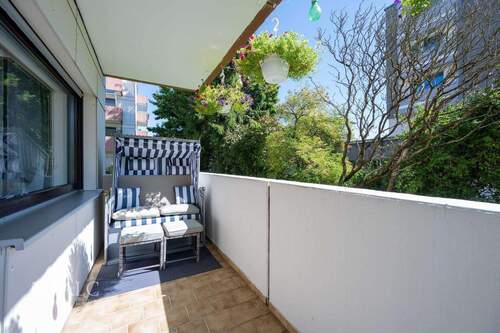 Balkon mit Strandkorb - 