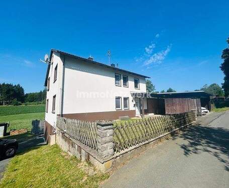 Front 1 - Mehrfamilienhaus, Wohnhaus mit 150,00 m&sup2; in Münchberg / Solg zum Kaufen