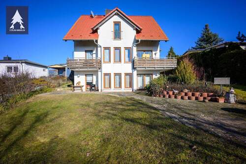 Haus - Familienidylle mit Fluchtoption im Souterrain.
