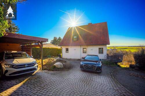 Haus - 8 Zimmer Einfamilienhaus in Aschersleben